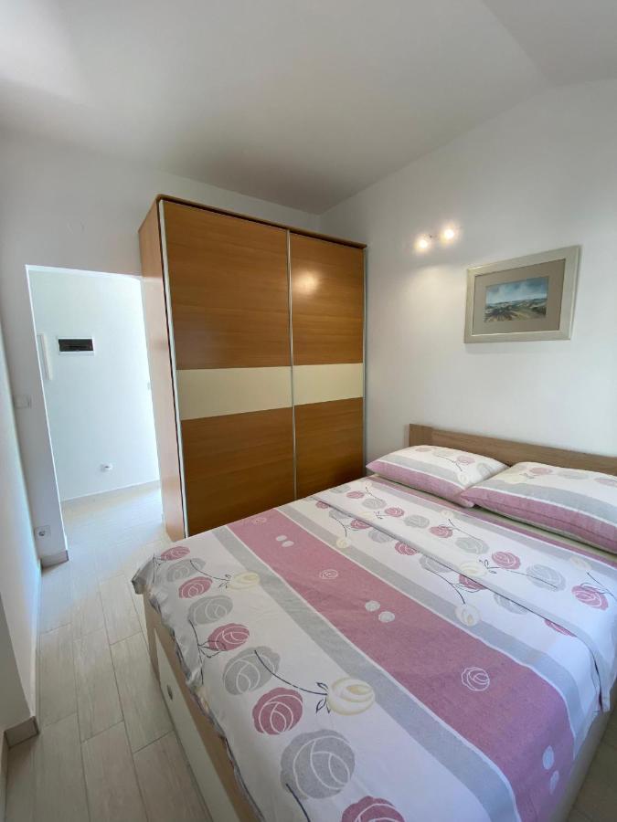 Апартаменты Apartman Cukar II Пула Экстерьер фото